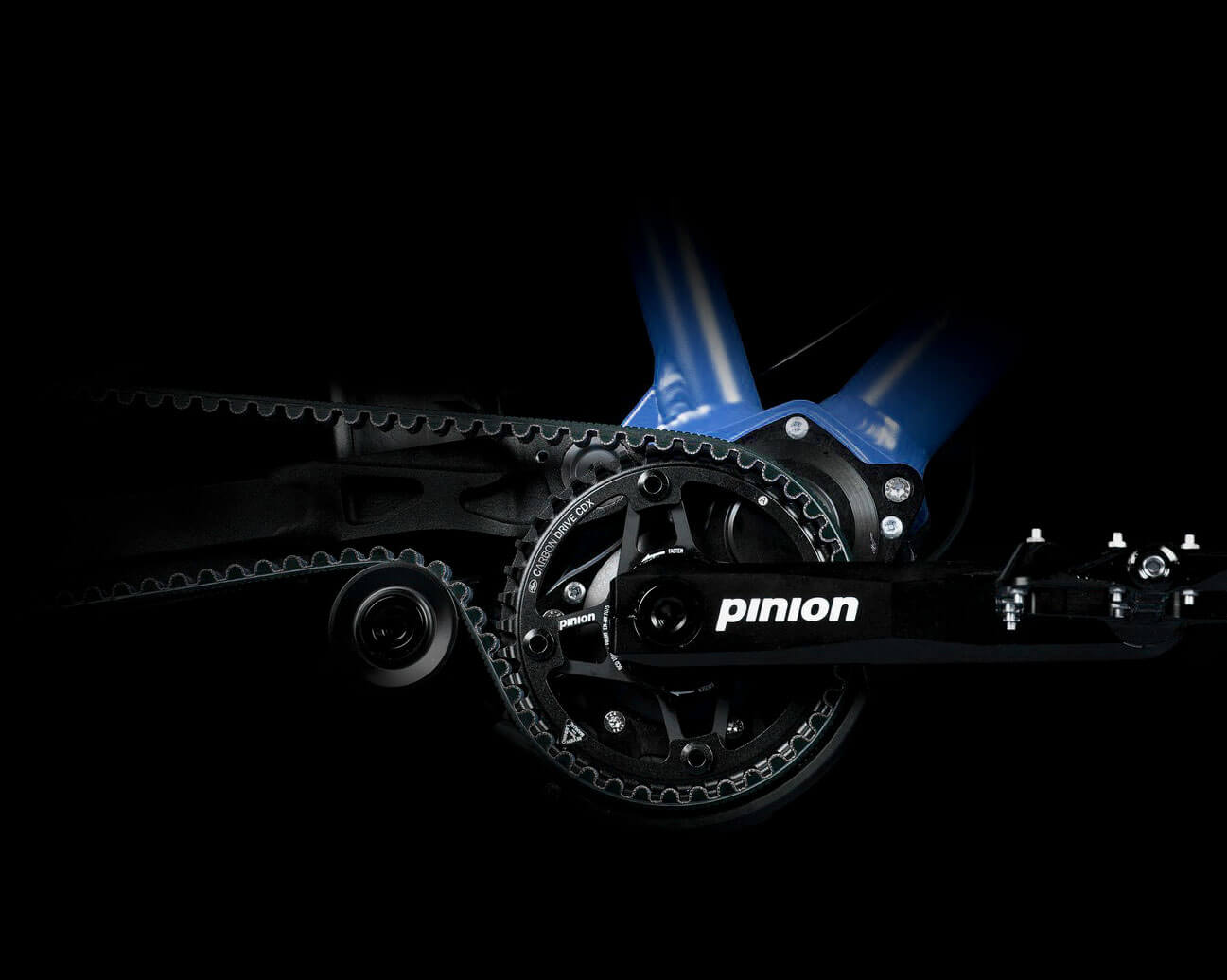 Pinion-Antrieb-Nicolai-Blau